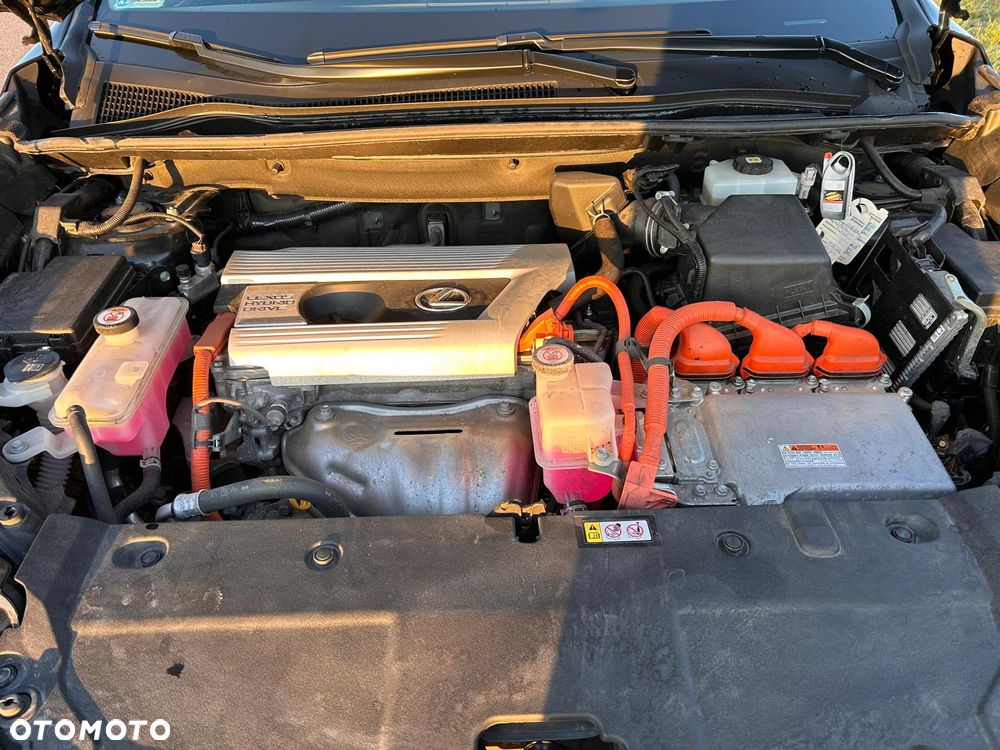 Lexus NX 300h F Impression AWD - 25