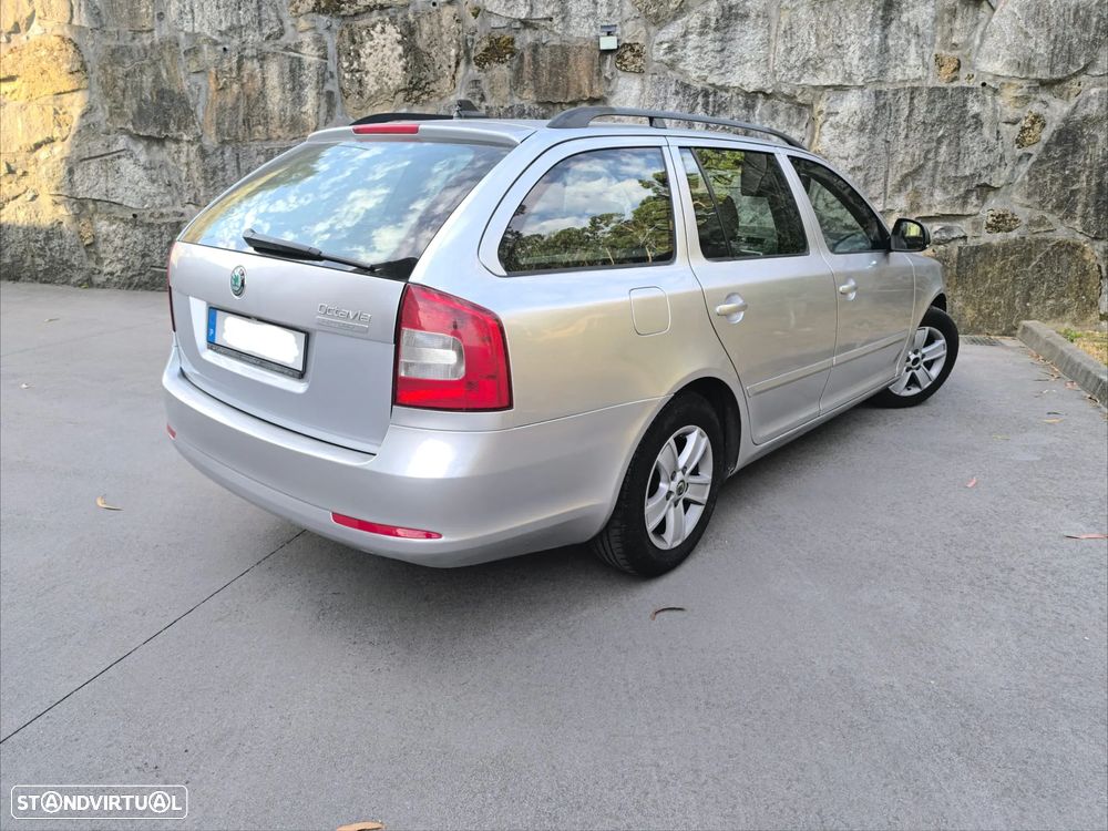 Skoda Octavia Break 1.6 TDi Ambition - 2