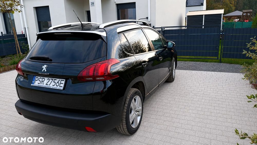Peugeot 2008 1.2 Pure Tech Style - 8