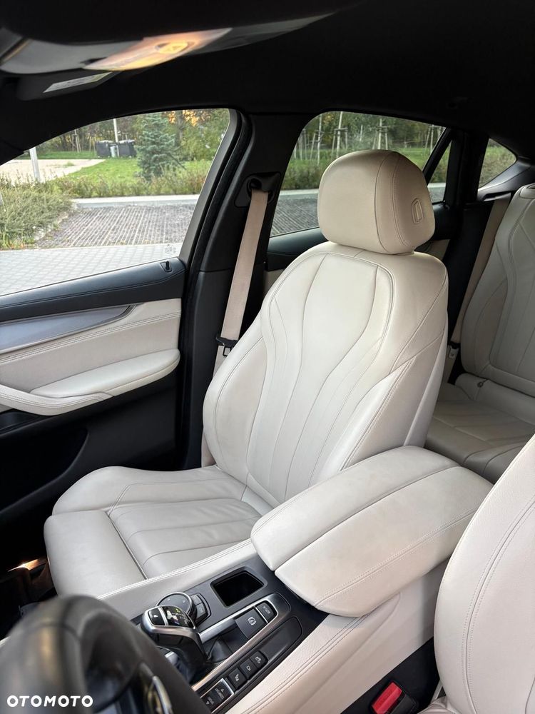 BMW X6M - 20