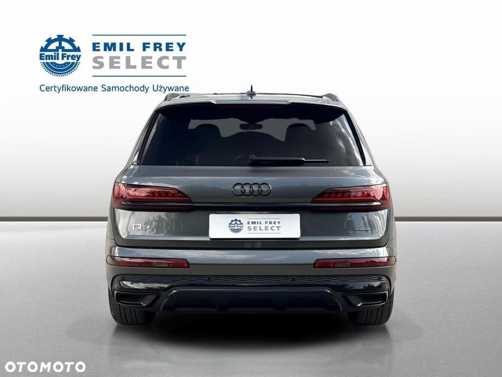 Audi Q7 - 9