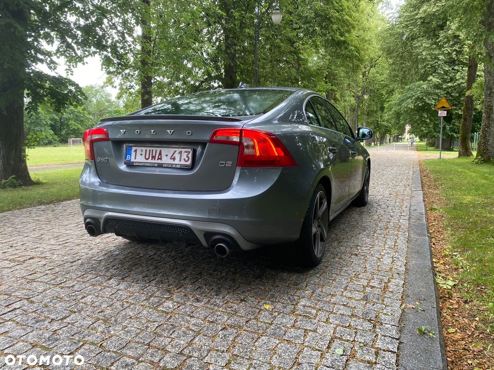 Volvo S60 D2 Drive-E R-Design Momentum - 8