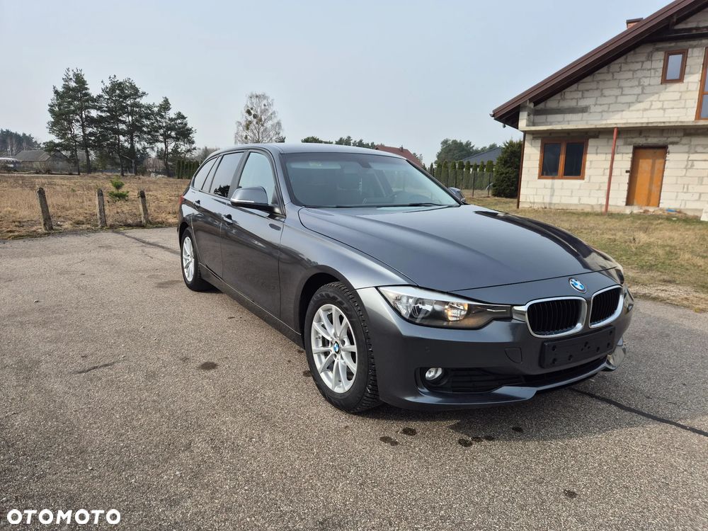 BMW Seria 3 316d - 10