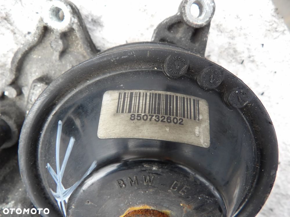 BMW - POMPA WODY - 850732602 - 2