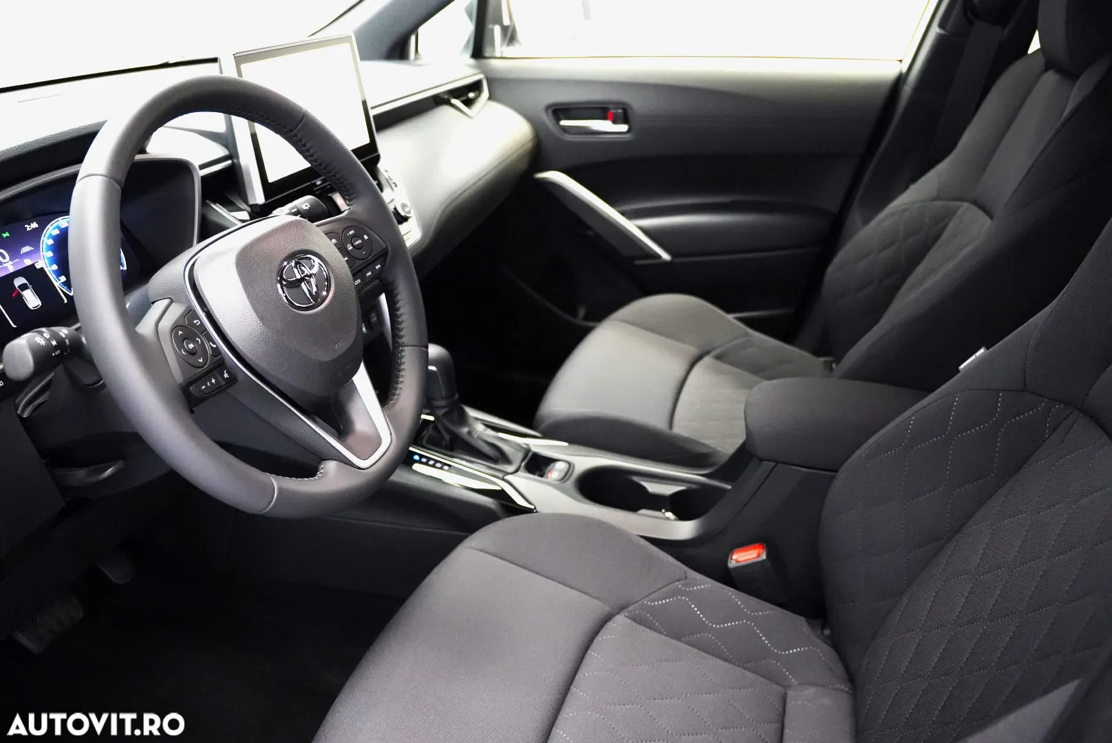 Toyota Corolla Cross - 8