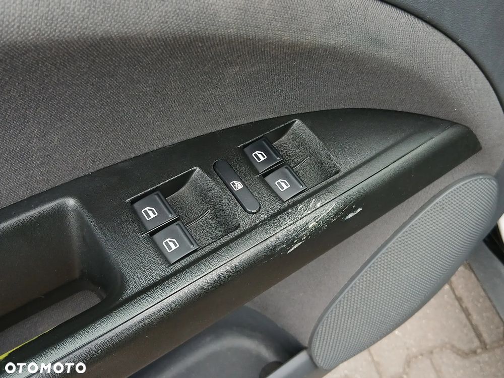 Seat Altea XL 1.9 TDI Stylance - 9