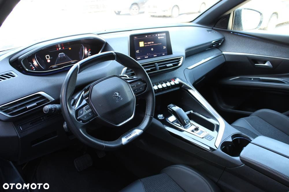 Peugeot 5008 - 13