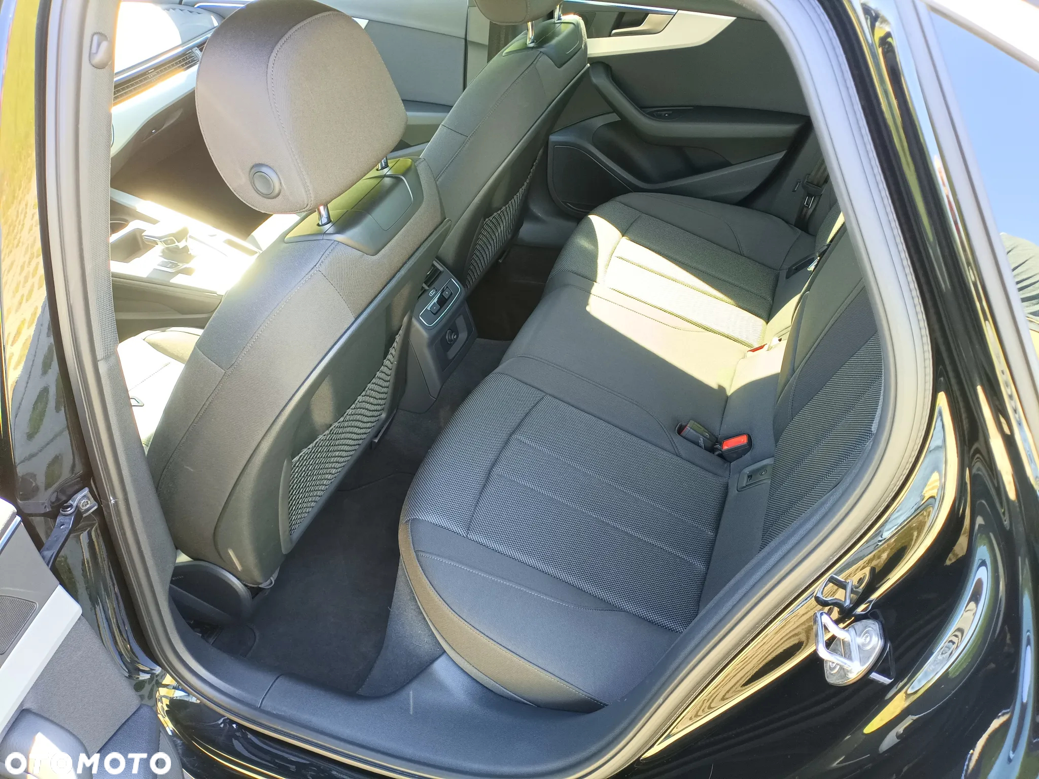 Audi A4 Avant 35 TDI S tronic advanced - 30