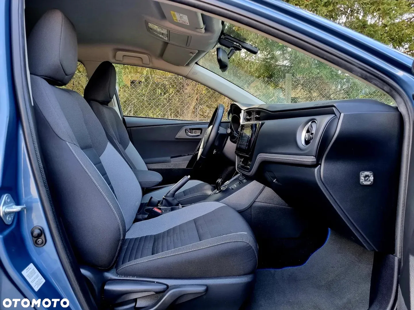 Toyota Auris Hybrid 135 Comfort - 12