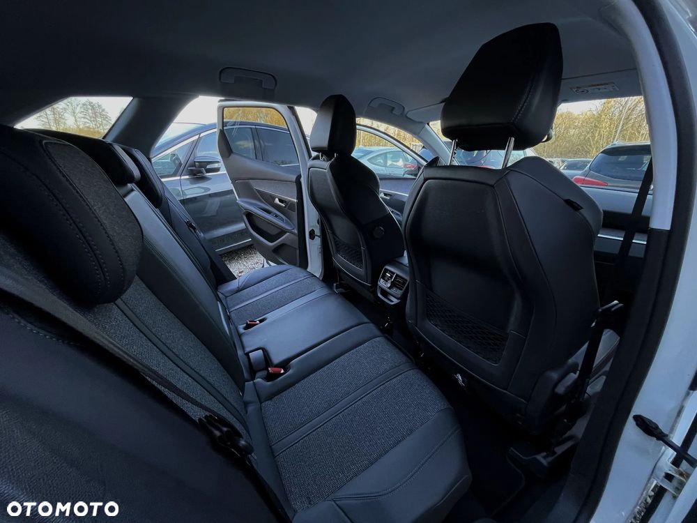 Peugeot 3008 1.5 BlueHDi Active S&S - 19