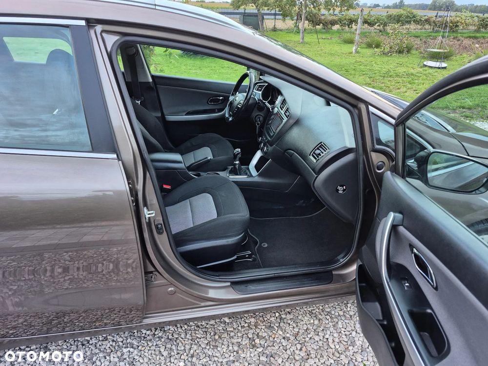 Kia Ceed - 28