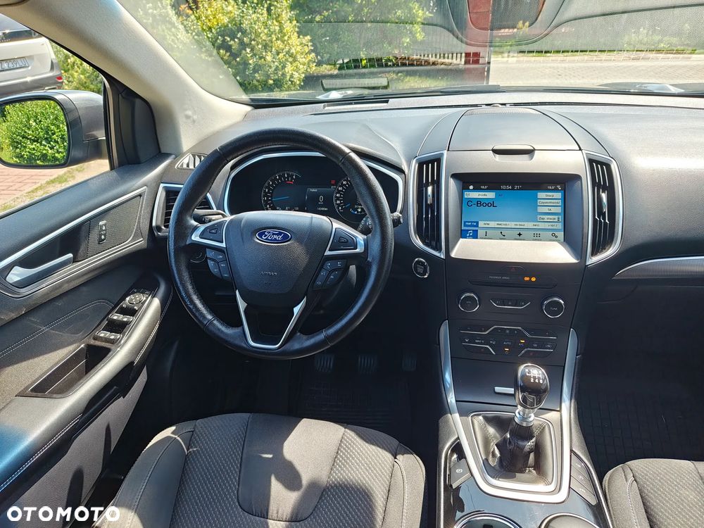 Ford Edge 2.0 TDCi 4x4 Titanium - 12
