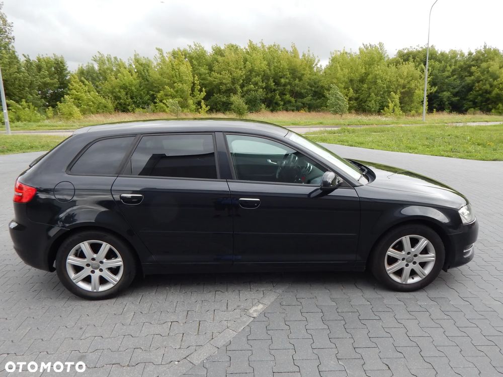 Audi A3 Sportback 1.6 TDI Attraction - 5
