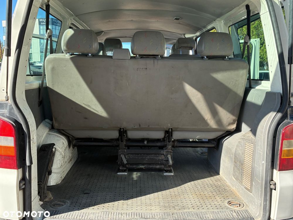 Volkswagen Transporter - 13
