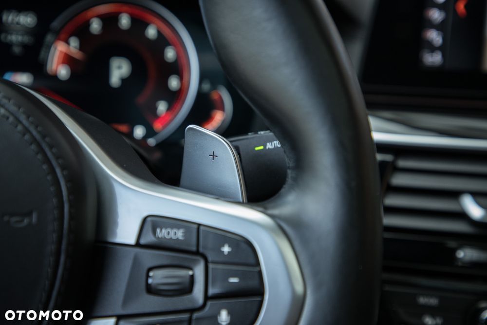 BMW 6GT 640i GPF xDrive M Sport sport - 18