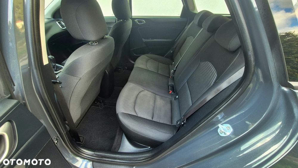 Kia Ceed 1.4 Attract - 7