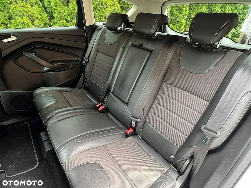 Ford Kuga - 21