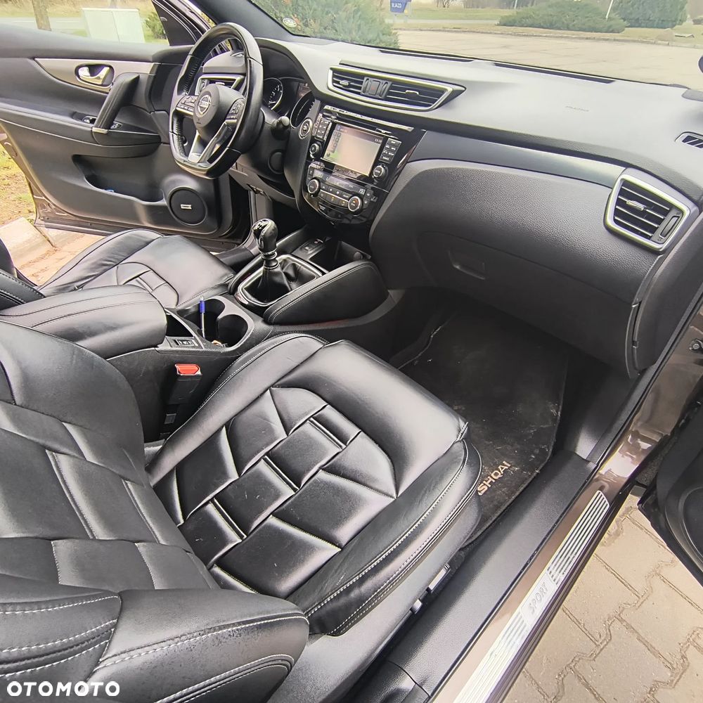 Nissan Qashqai 1.2 DIG-T Tekna+ - 29