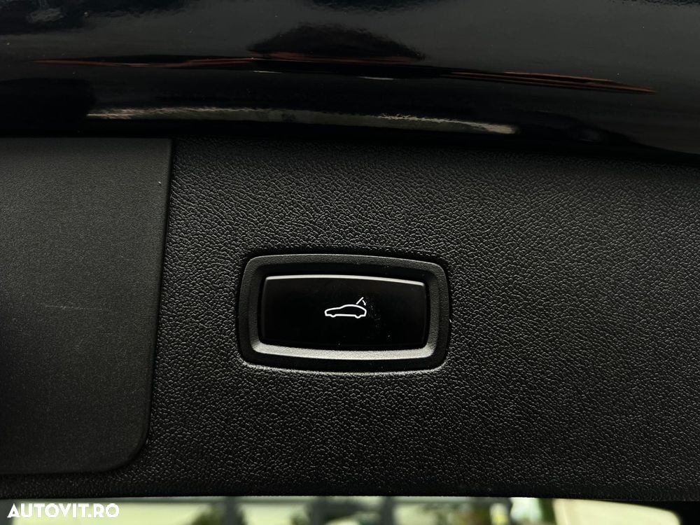 Porsche Cayenne - 12