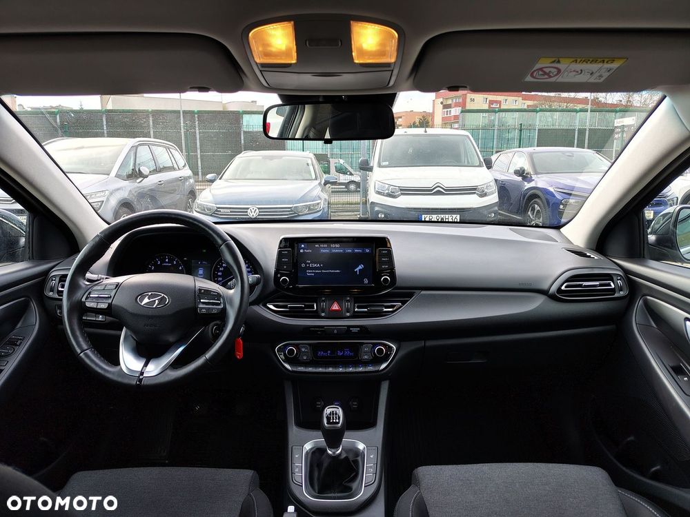 Hyundai i30 1.0 T-GDI Smart - 9