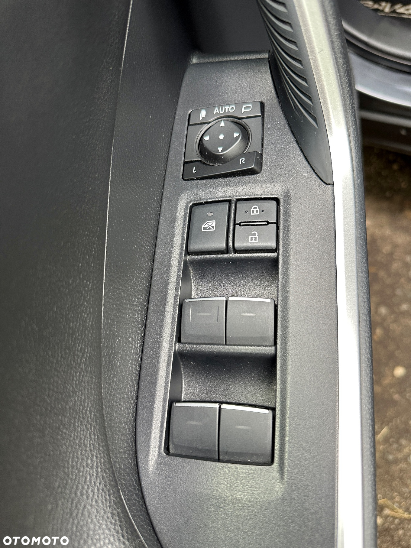 Toyota RAV4 2.5 Hybrid Executive 4x2 - 19