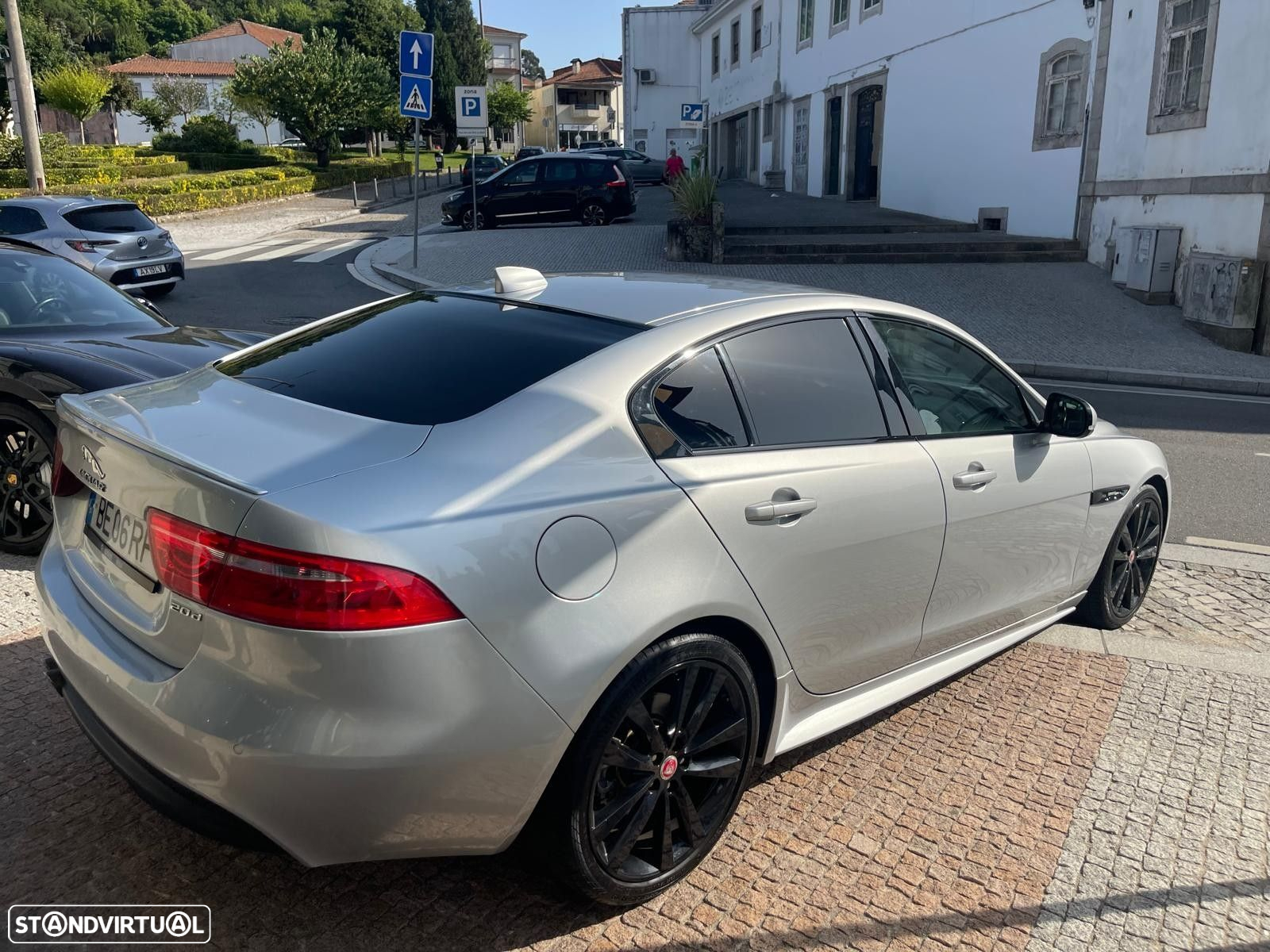 Jaguar XE 2.0 D R-Sport Aut. - 6