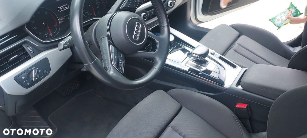 Audi A4 Allroad quattro 45 TFSI S tronic - 7