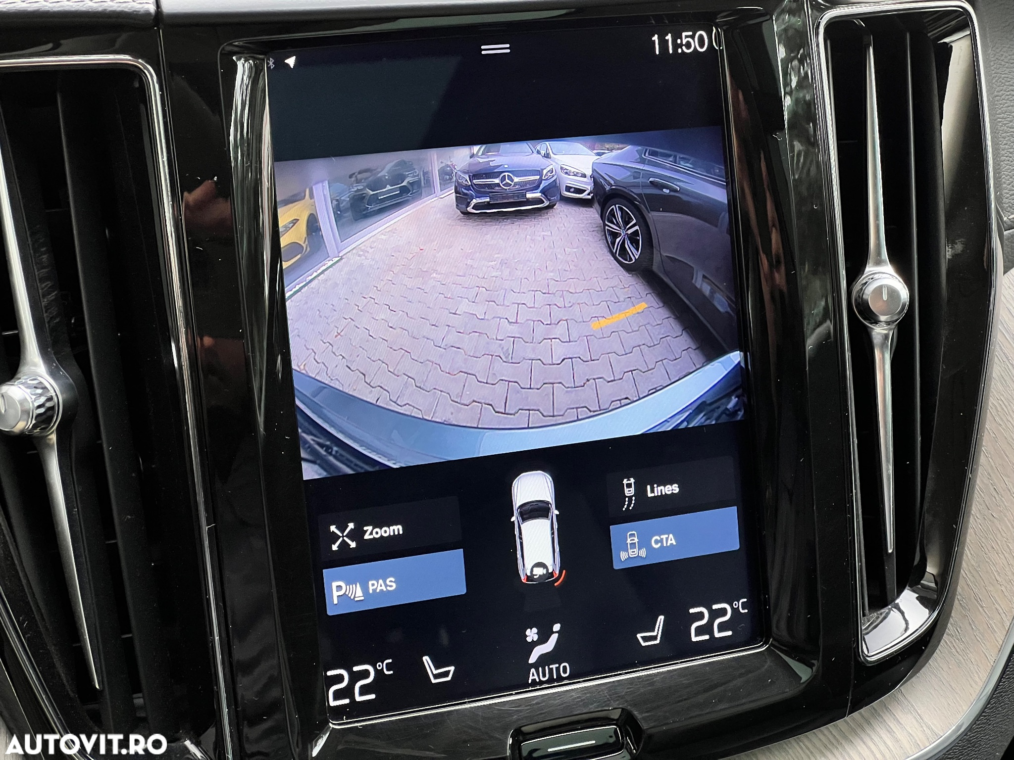Volvo XC 60 D5 AWD Geartronic Inscription - 26