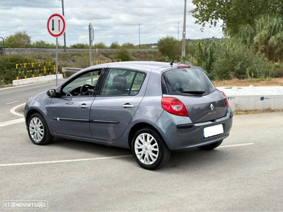 Renault Clio - 3