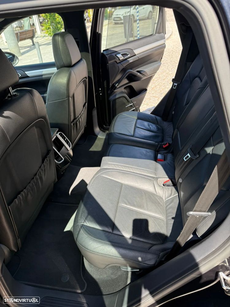 Porsche Cayenne 3.0 V6 - 11