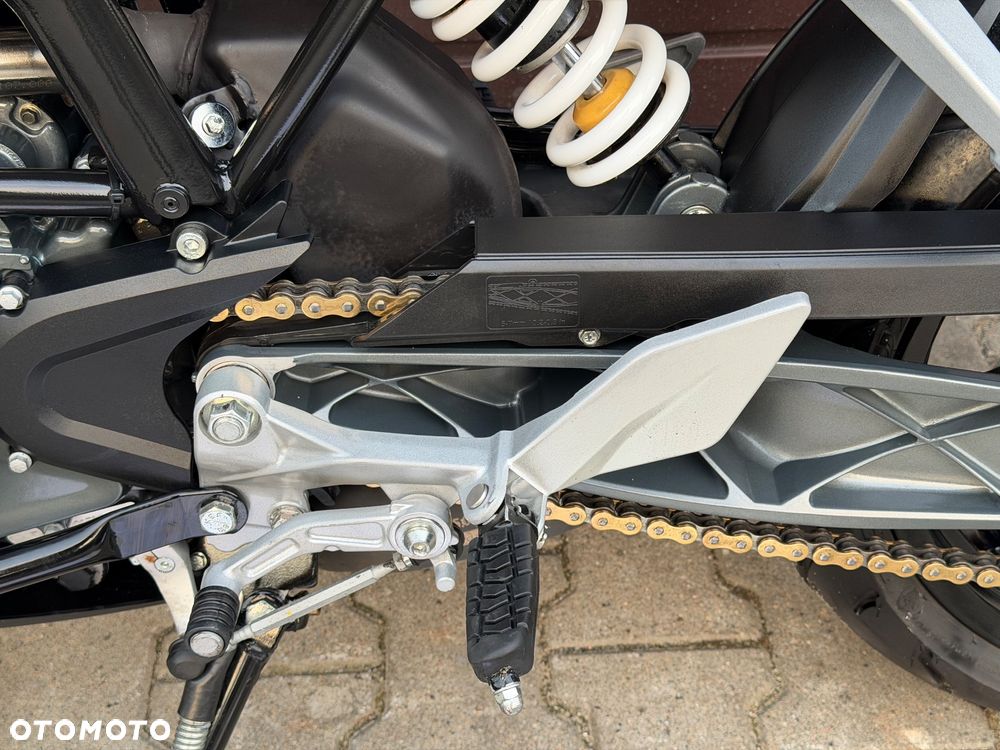 KTM Duke 125 - 20