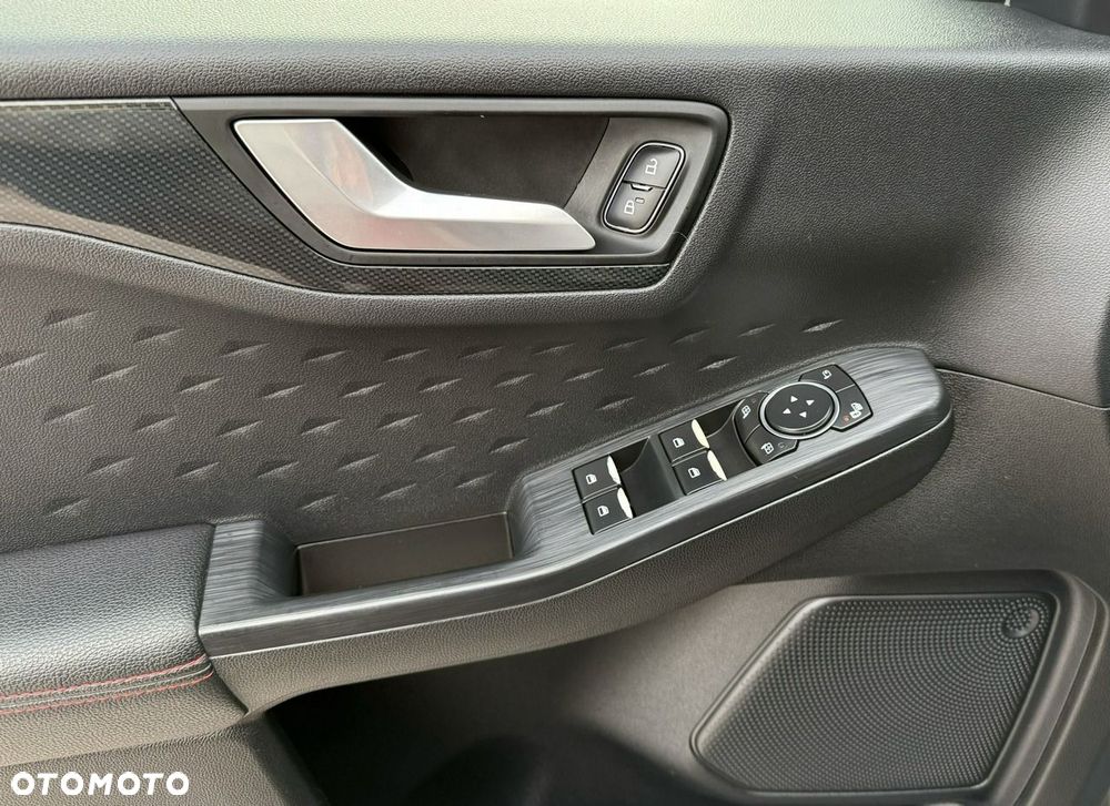 Ford Kuga 2.0 TDCi FWD ST-Line - 37