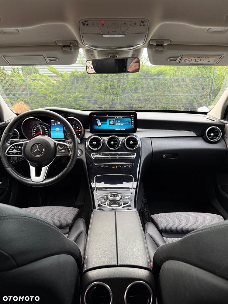 Mercedes-Benz Klasa C 220 d 4Matic 9G-TRONIC AMG Line - 20