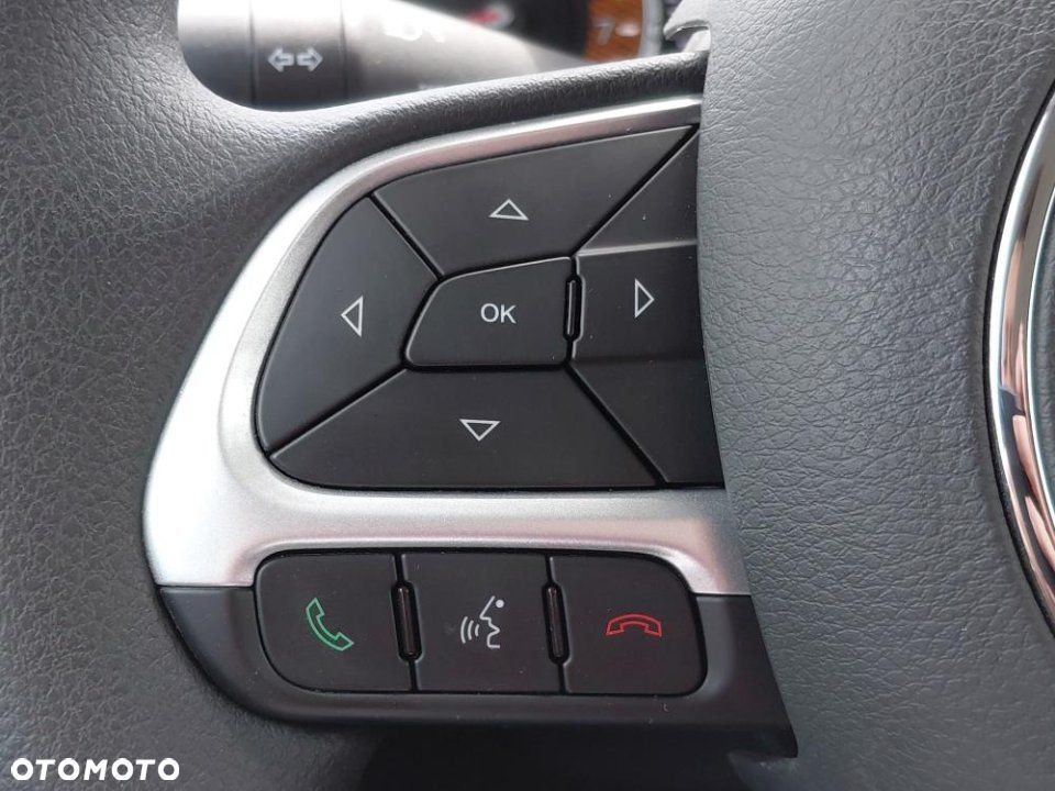 Jeep Renegade - 19