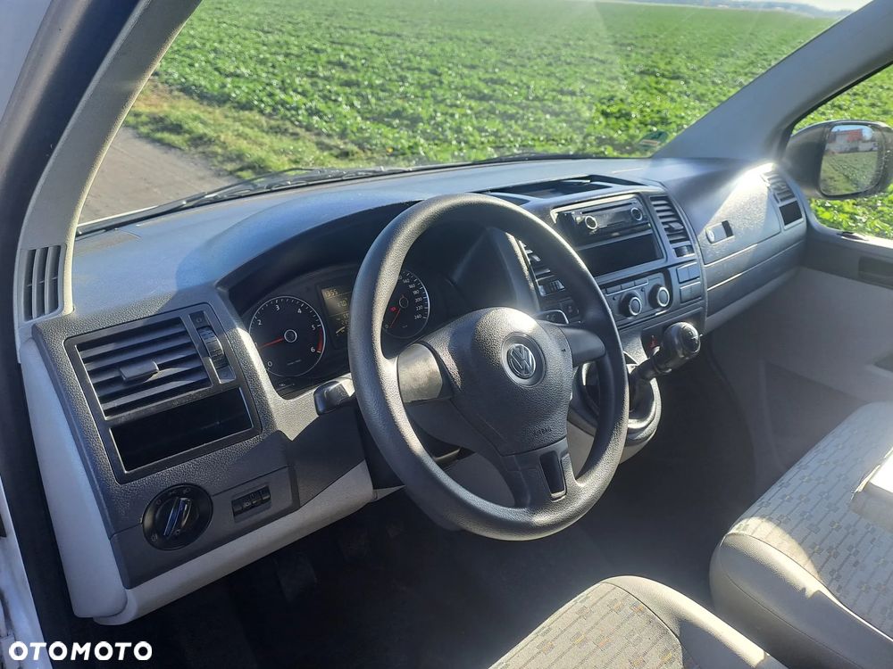 Volkswagen Transporter T5 TDI L1H1 - 9