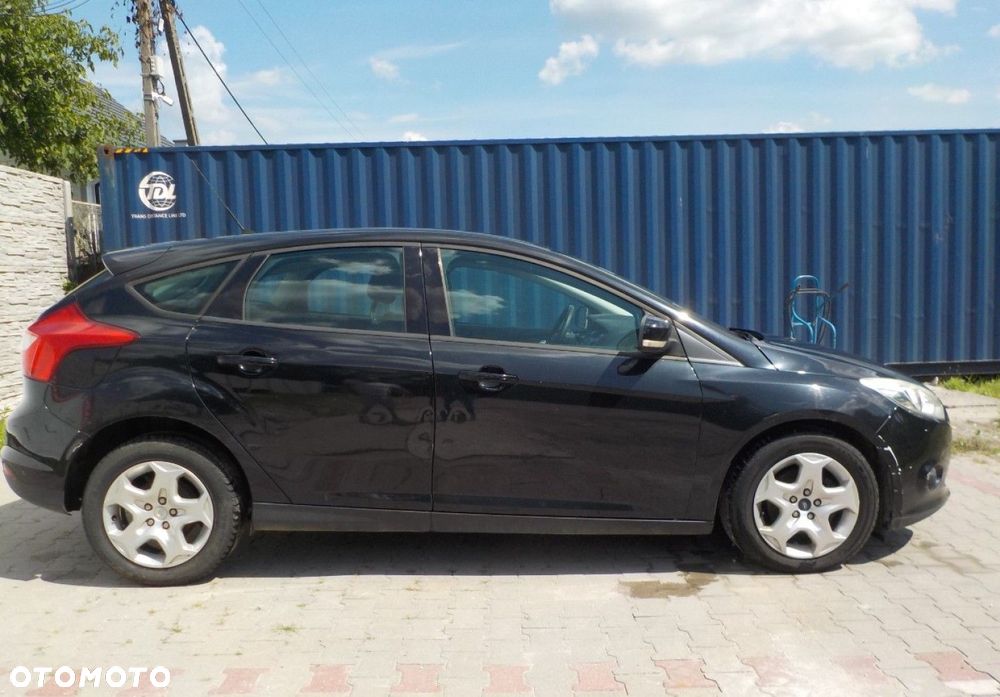 Ford Focus - 17