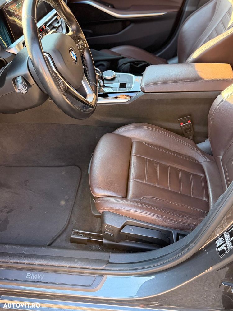 BMW Seria 3 318d Aut. Luxury Line - 14