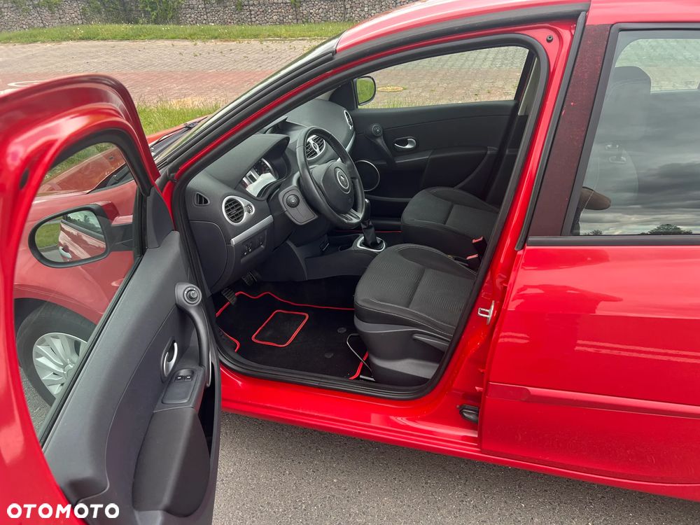 Renault Clio - 6