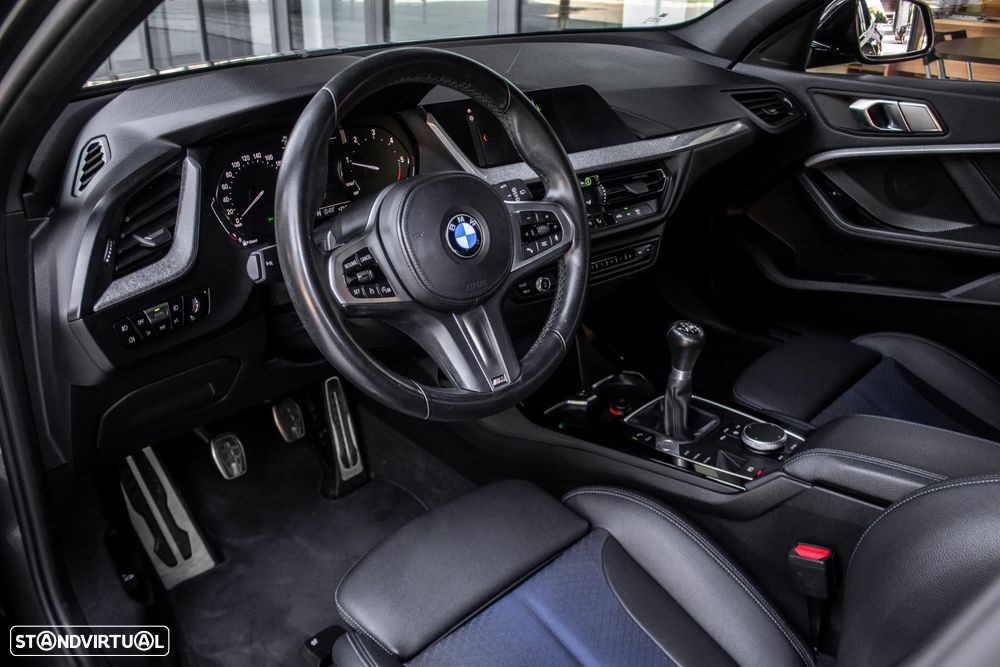 BMW 116 d Pack M - 28