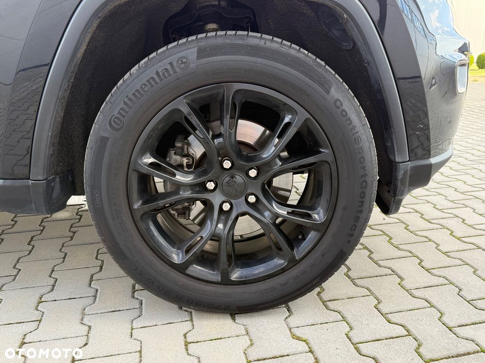 Jeep Grand Cherokee - 17