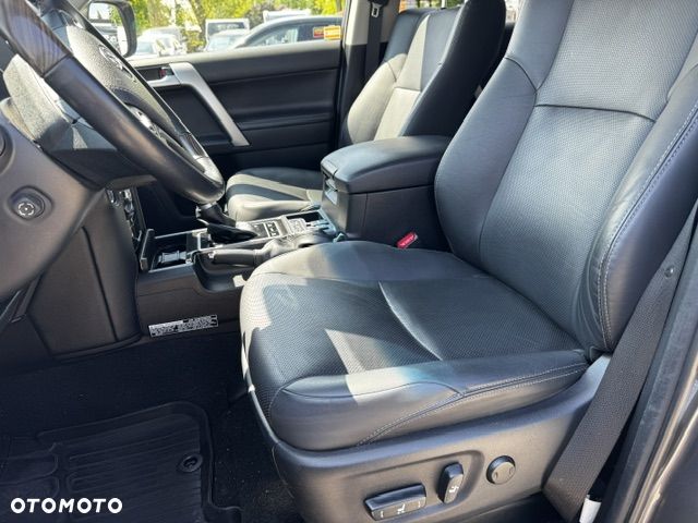 Toyota Land Cruiser LC 2.8 D-4D Executive - 7