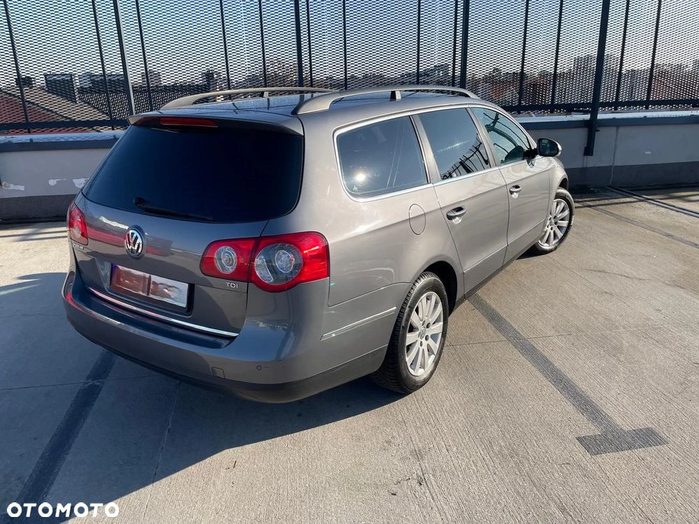 Volkswagen Passat 1.9 TDI Comfortline - 7
