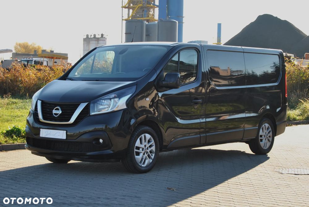 Nissan NV300