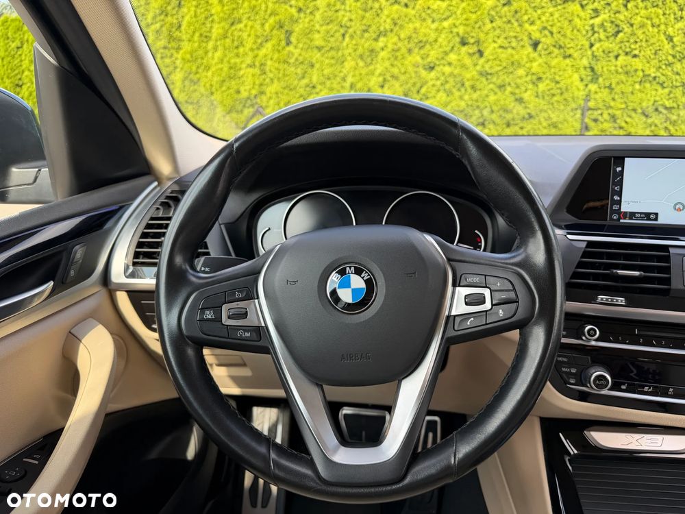 BMW X3 sDrive18d Advantage - 16