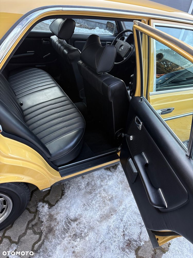 Mercedes-Benz W123 - 11