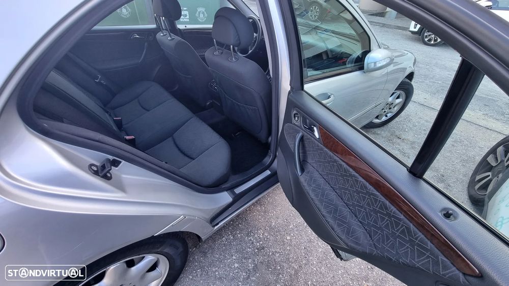 Mercedes-Benz C 220 - 15