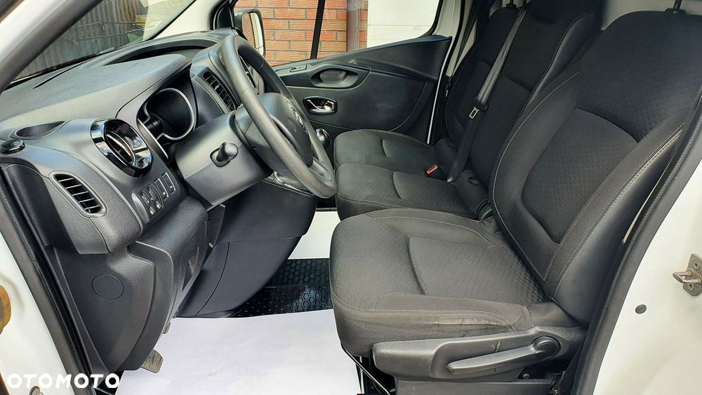 Opel Vivaro - 16