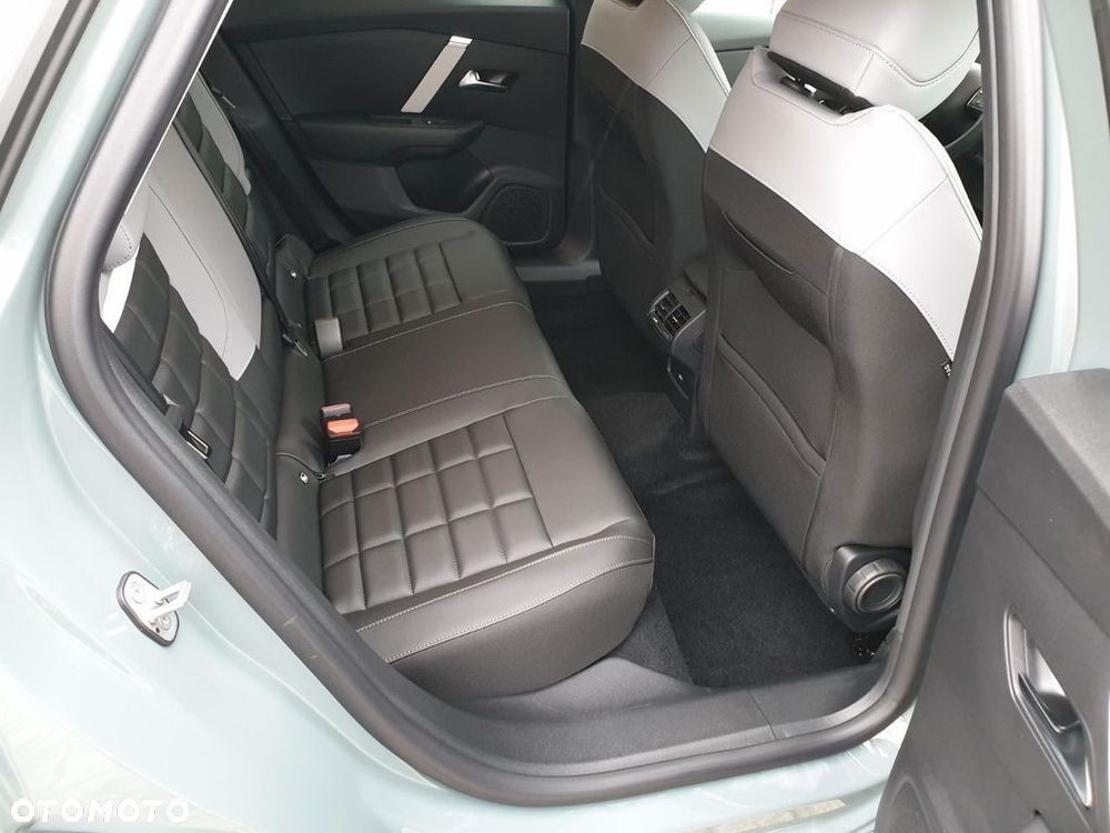 Citroën C4 e-C4 EV156 54kWh Extended Range Max - 7