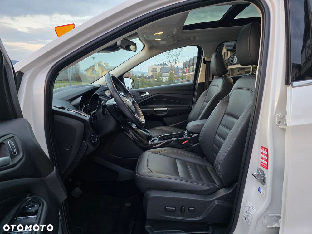 Ford Kuga 2.0 TDCi 4x4 Titanium - 15