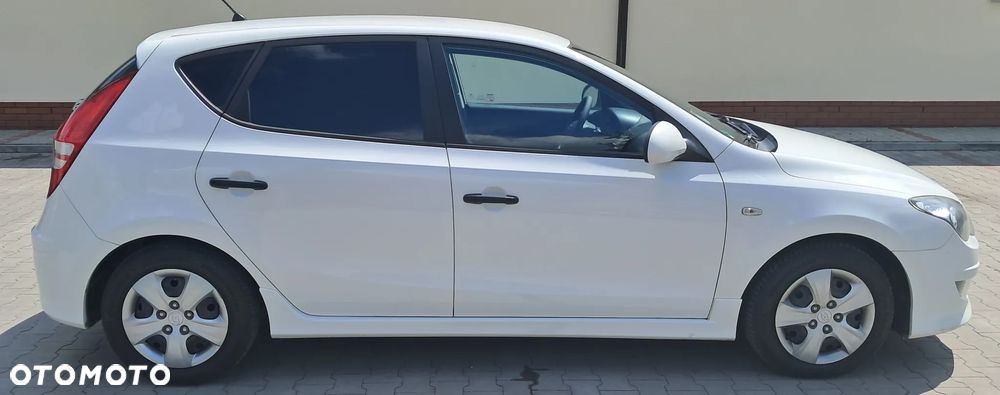 Hyundai i30 1.4 Classic - 8